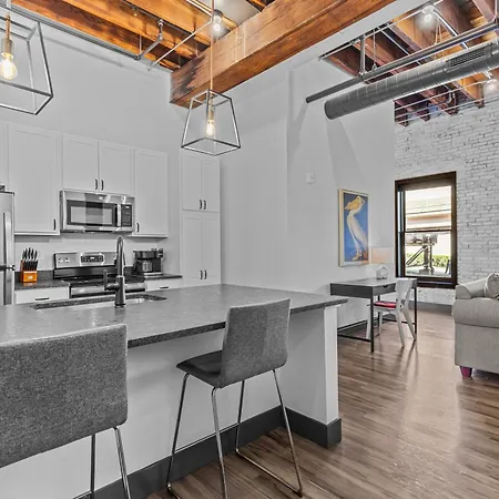 Riverfront Loft-Gated Parking-Wd-P102